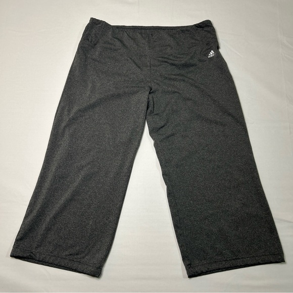 Adidas Pants Womens Medium Gray Activewear Athleisure Elastic Waist Cropped Logo - Picture 3 of 9
